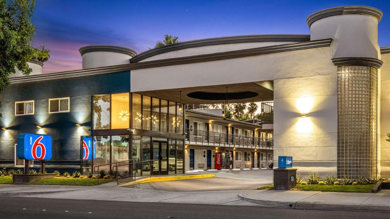 Motel 6-Anaheim, Ca - Convention Center Екстер'єр фото