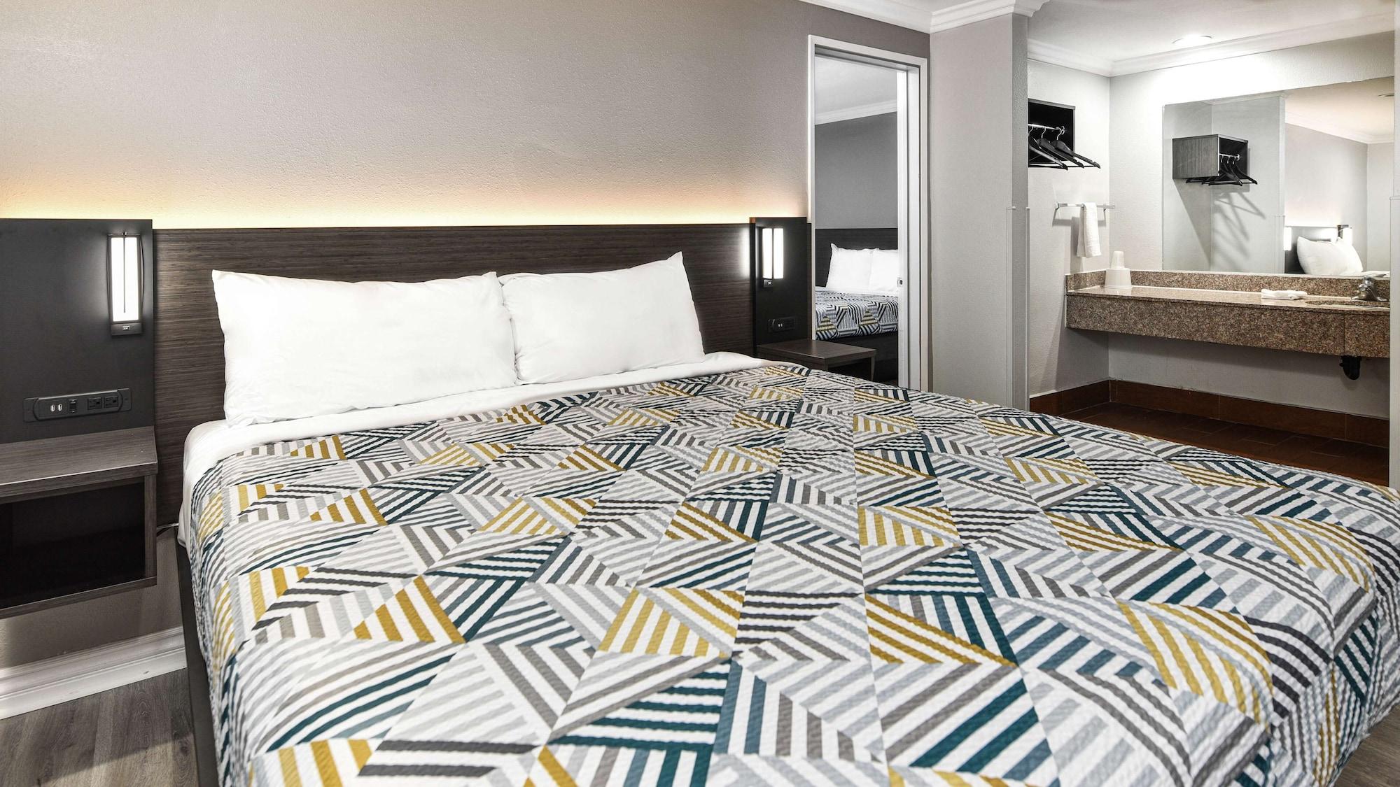 Motel 6-Anaheim, Ca - Convention Center Екстер'єр фото