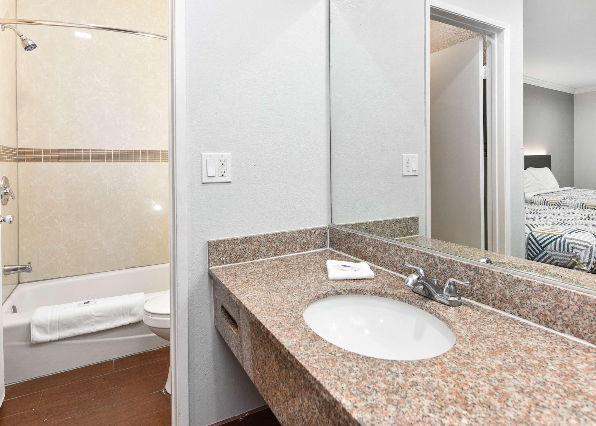 Motel 6-Anaheim, Ca - Convention Center Екстер'єр фото