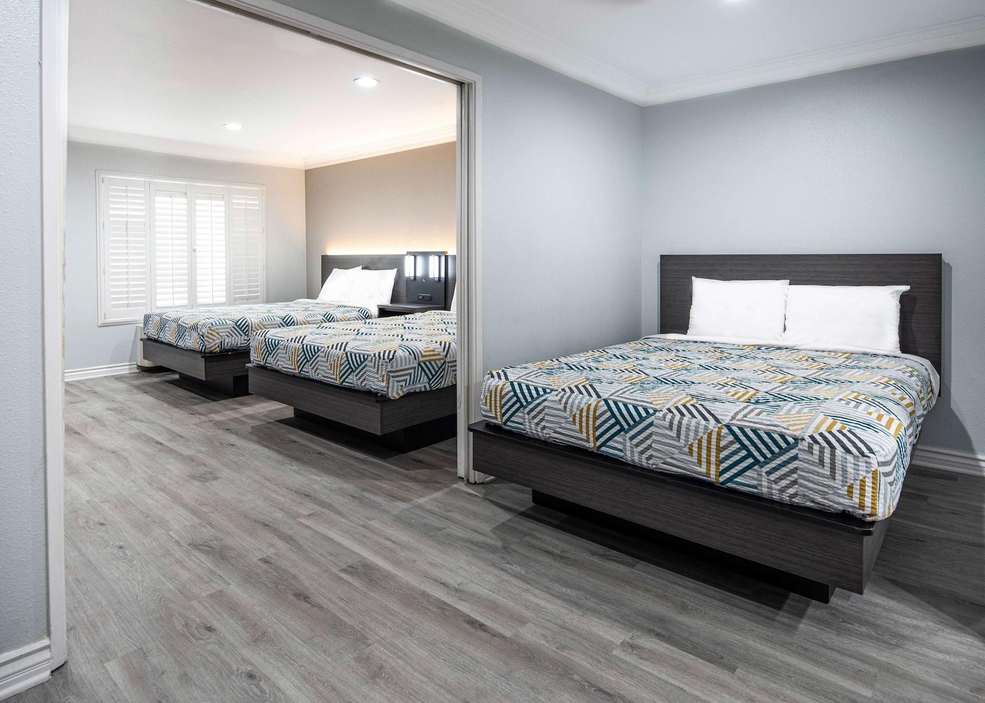 Motel 6-Anaheim, Ca - Convention Center Екстер'єр фото