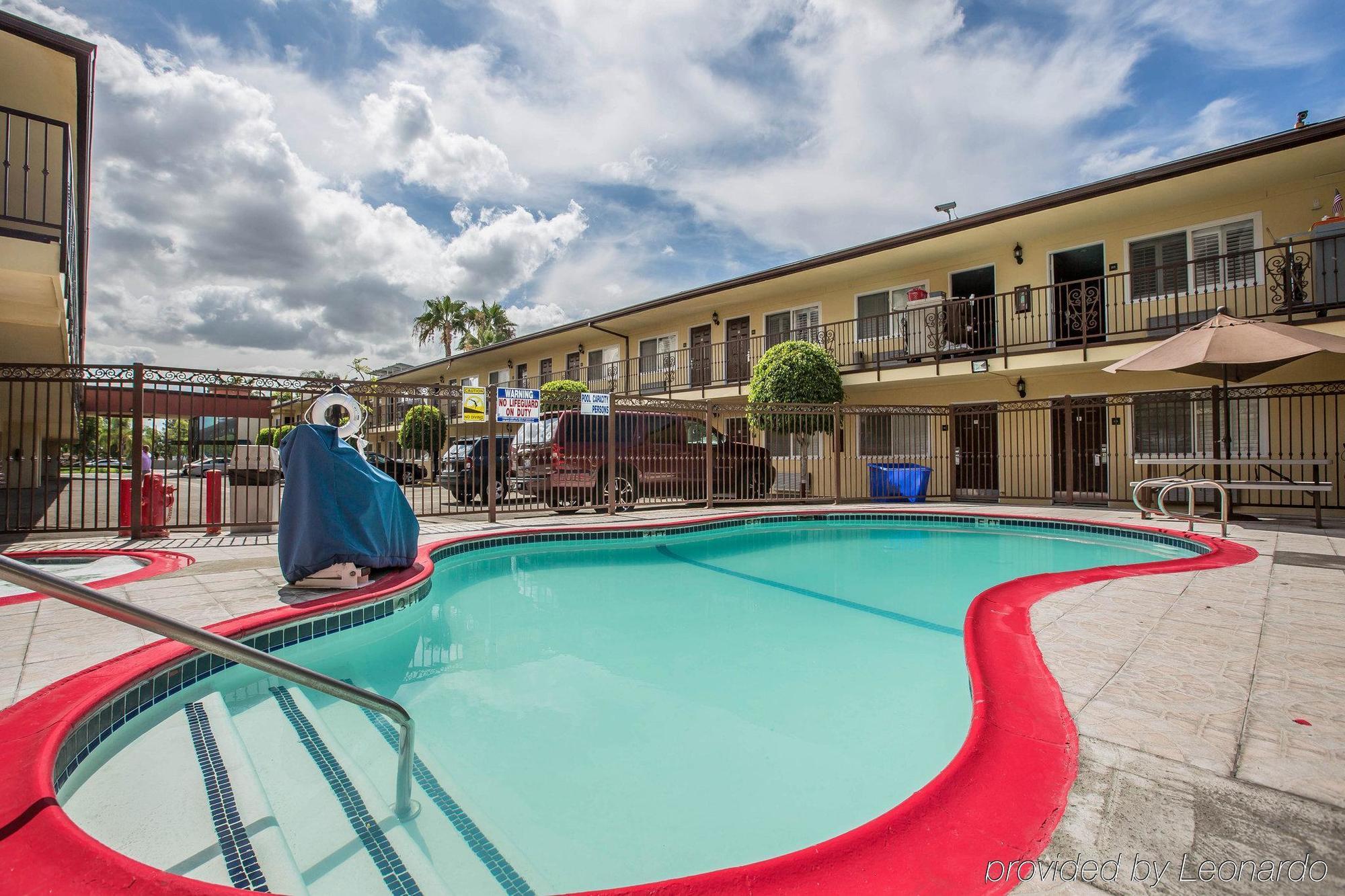 Motel 6-Anaheim, Ca - Convention Center Екстер'єр фото