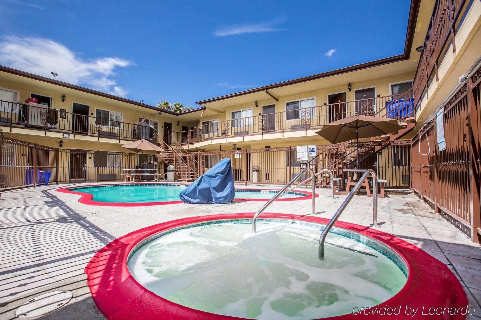 Motel 6-Anaheim, Ca - Convention Center Екстер'єр фото